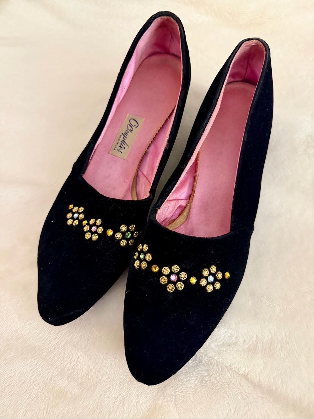 Vintage Oomphies Black Velvet Rhinestone Flats USA Pink Lining Sz 7.5-8
